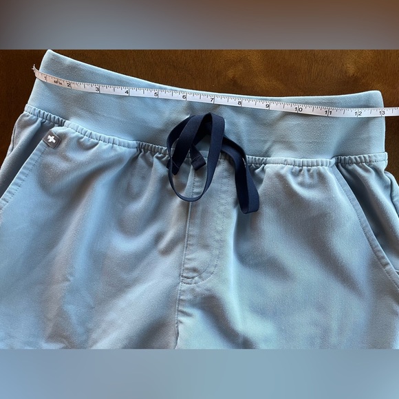 FIGS Women’s Limited Edition “Dusty Blue” Scrub Set |Jogger High Waisted | Small - Picture 4 of 14